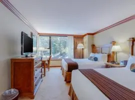 Ski-in-ski-out studio in Everline Resort & Spa - pools gym tennis ice rink