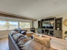 Lake-view home near casinos golf slopes with hot tub & 2-car garage sleeps 8