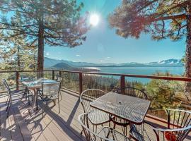Luxury home with game room sauna and stunning lake views, hotel di Zephyr Cove