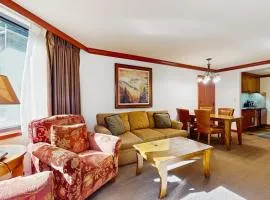 Two adjoining Ski-in-ski-out condos - shared heated pool hot tub WiFi