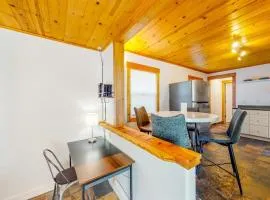 Modern lake-view hotel - all eight rooms - dog-friendly - near beach & golf