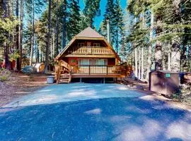 Two-story cabin with a wood fireplace washer&dryer & decks
