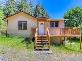 Secluded & comfortable dog-friendly home with deck plus ATV & boat parking