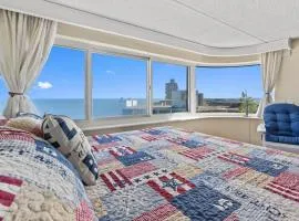 Oceanfront Studio w Panoramic Views Atlantis 103rd St