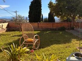 Maison de village, jardin, vue Pyrénées - 8 pers