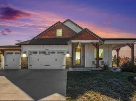 Hot tub, Sauna, Game Room, Air Force Academy View