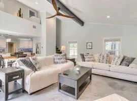 2 Mi to Lake Bastrop! Modern Family Retreat