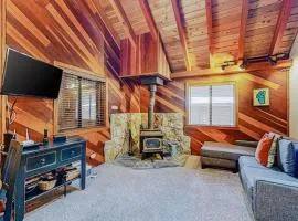 Charming Cabin & Loft - Pretty Pine-Lined Deck - Close to West Shore Action