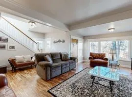 Beautiful historic family home on a Cherry Orchard with patio grill and WiFi