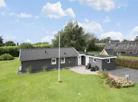 Holiday House Close To The Beach