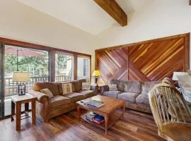 Inviting condo with gas fireplace & grill sleeps 8