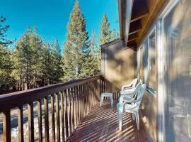Townhome with pool sauna tennis private hot tub & foosball sleeps 8