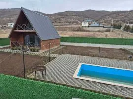 Mira Chalet Saguramo