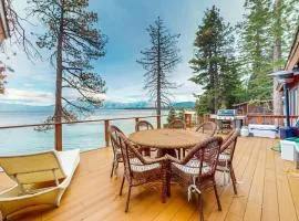 Lakefront gem with private beach - perfect for ski lease & summer break