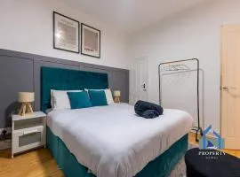 Modern Townhouse-Free Parking-Game Room-W-iFi