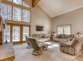 Three-story lakefront home with lake views wood fireplace high-speed WiFi W&D