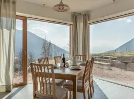 Nest Family, Bedollo Ospitar