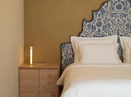 Josefina unique hotel, hotel a Kozina (Cosina)