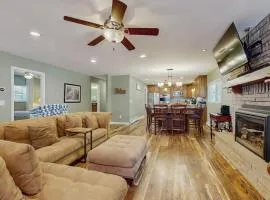 Family and Pet Friendly Home with Hot Tub Studio Short Walk to Lake