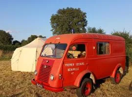 Bus magique avec tente glamping