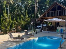 Sítio Rústico com piscina, Ideal para grupos, khách sạn ở Guabiruba