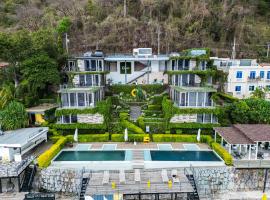 Cardedeu Residence Lago de Coatepeque, Hotel in El Congo