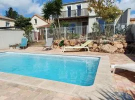 Grande villa neuve avec piscine près mer et Sète
