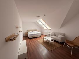 Nidum - Šariš Park Hotel & Wellness، فندق في بريشوف