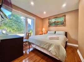 Cozy Home Near Transit & Hillcrest Mall with Free Parking