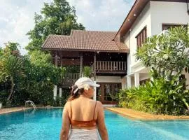 Clear Water Pool Villa