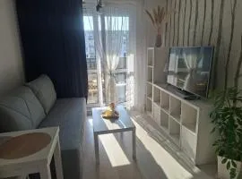 Apartament przy Pileckiego z dużym balkonem