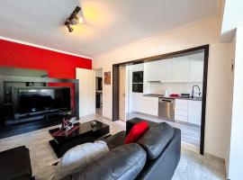 HU2i - In&Out Carcavelos Beach، فندق في كاركافيلو
