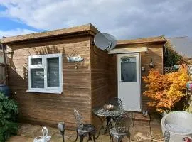 Felpham Garden Chalet