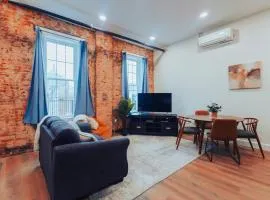 American Hall - Young Suite