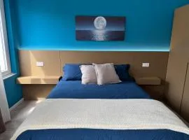 HOUSE on sunday LUNA