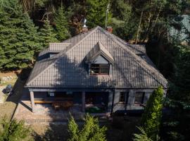 Domek nad rzeką, viešbutis mieste Joniec