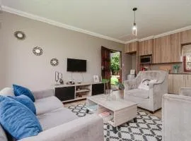 Rams Guest Suite- Private Furnished Home for Long Stays in Henley on Klip