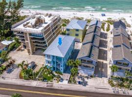 4B Balcony Beachfront access to Indian Rocks Beach, hotel v destinaci Clearwater Beach