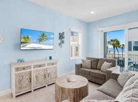 4B Balcony Beachfront access to Indian Rocks Beach, hotel din Clearwater Beach