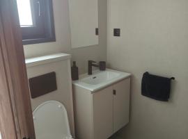 Petit chalet, hotel a Cruas