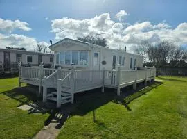 Millfields caravan park I9