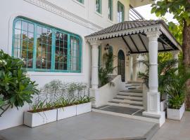 Luxurious 4bhk villa with Pvt pool and courtyard, מלון בParra