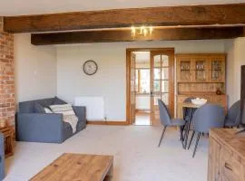 The Barn Hideaway, Norfolk Broads