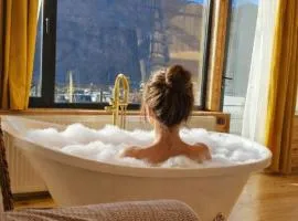 mood villa kazbegi