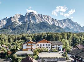 Romantik Alpenhotel Waxenstein, hotel sa Grainau