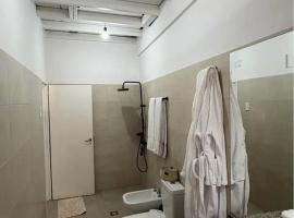 Nelson, hotell i Saldungaray