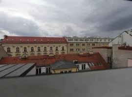 City centre studio loft S42
