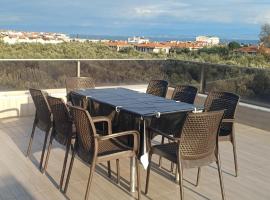 Narlı sea & mountain villa plaja 550m 70m2 açık teras، فندق في ادرميت