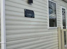 Oakley caravan rental