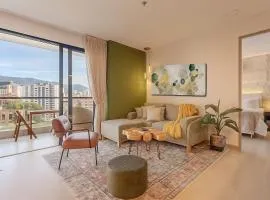 Luxury 2-Bedroom with Balcony & Panoramic City Views in El Poblado